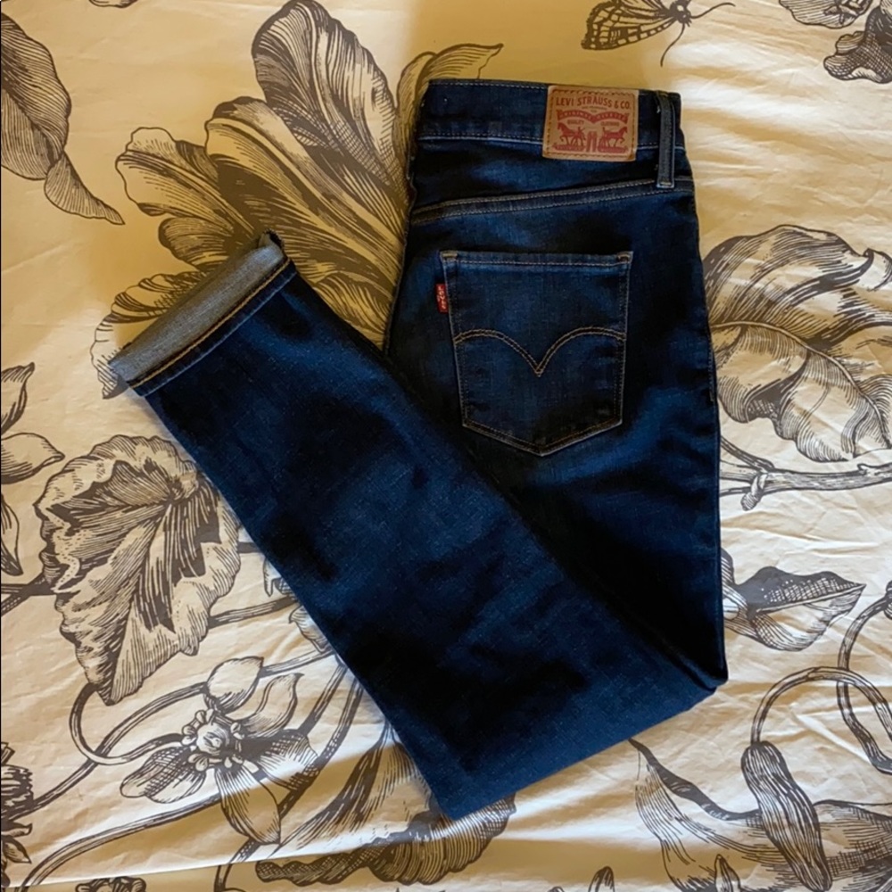 Levi ankle jeans (311 Shaping Skinny) size 28